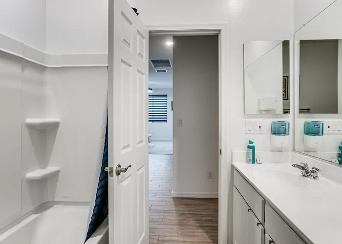 Holiday home Wfh Friendly! Laveen Village W/ Office & Yard *