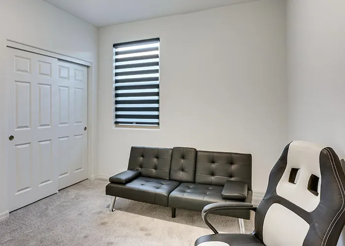 Holiday home Wfh Friendly! Laveen Village W/ Office & Yard